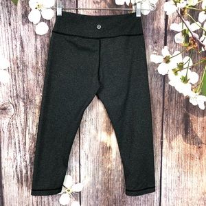 Lululemon | Charcoal Marble Cropped WU | 4